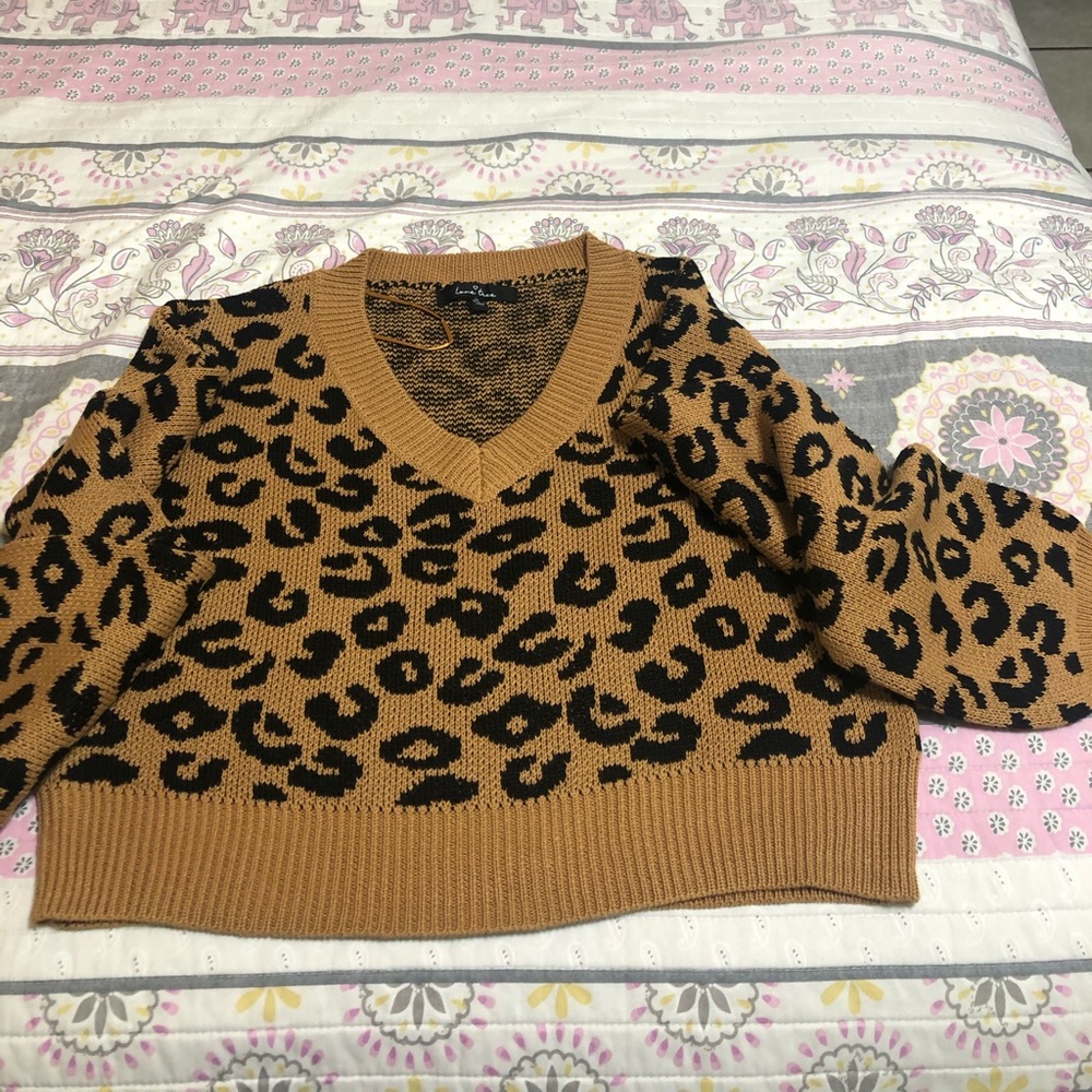 Leopard sweater